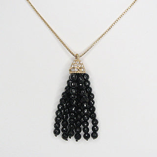 Noir et Blanc necklace
