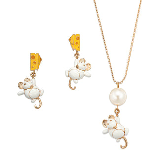 Petit Ami pierced earrings (Rat)